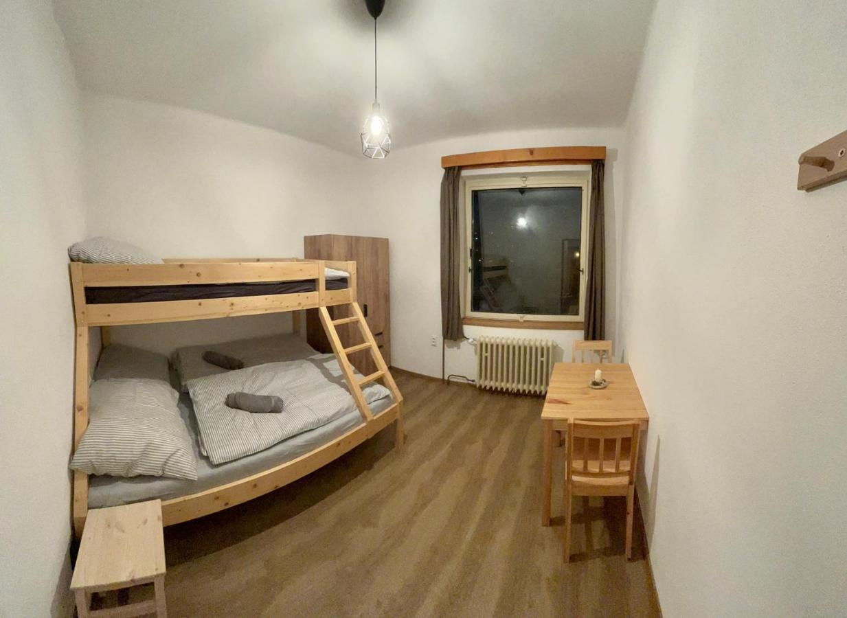 O Tom Nevim Apartament *