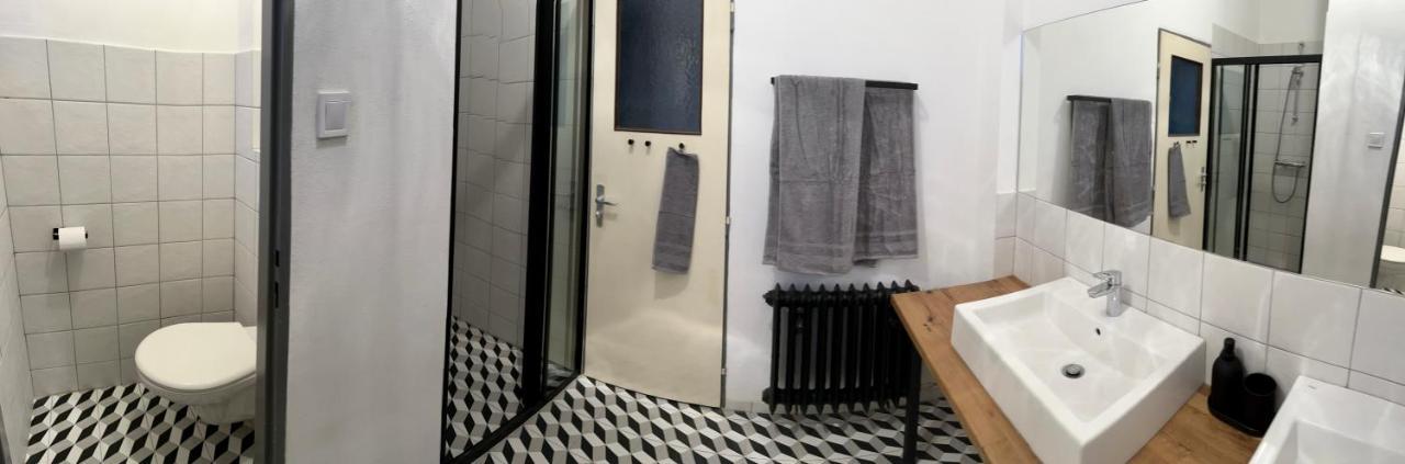 Apartment O Tom Nevim *