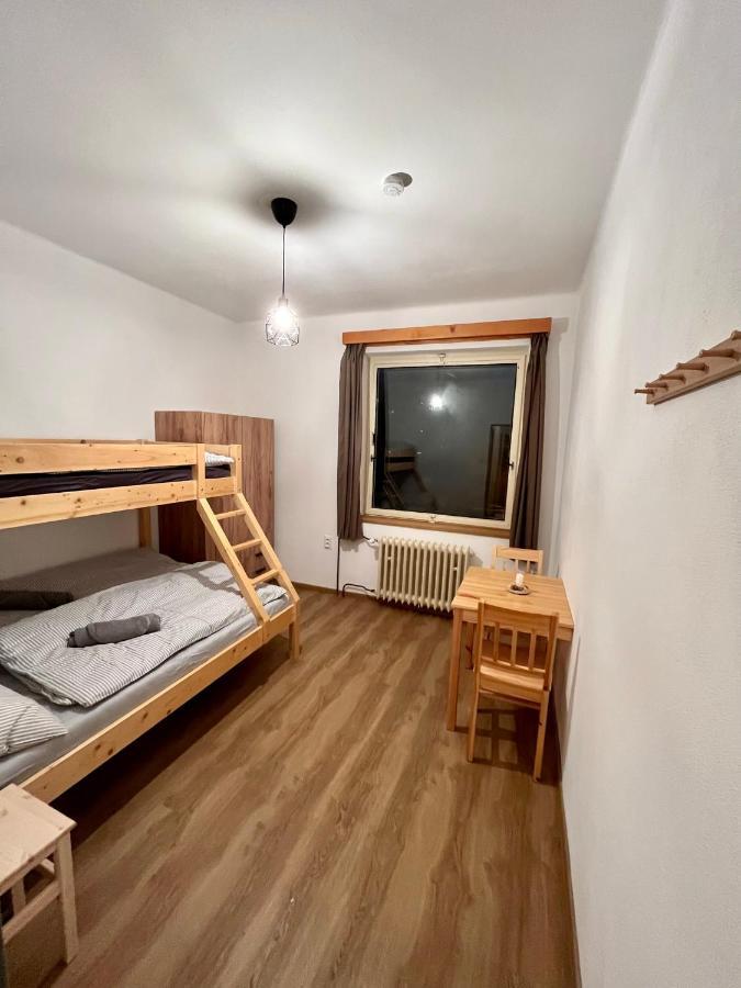 O Tom Nevim Apartment *